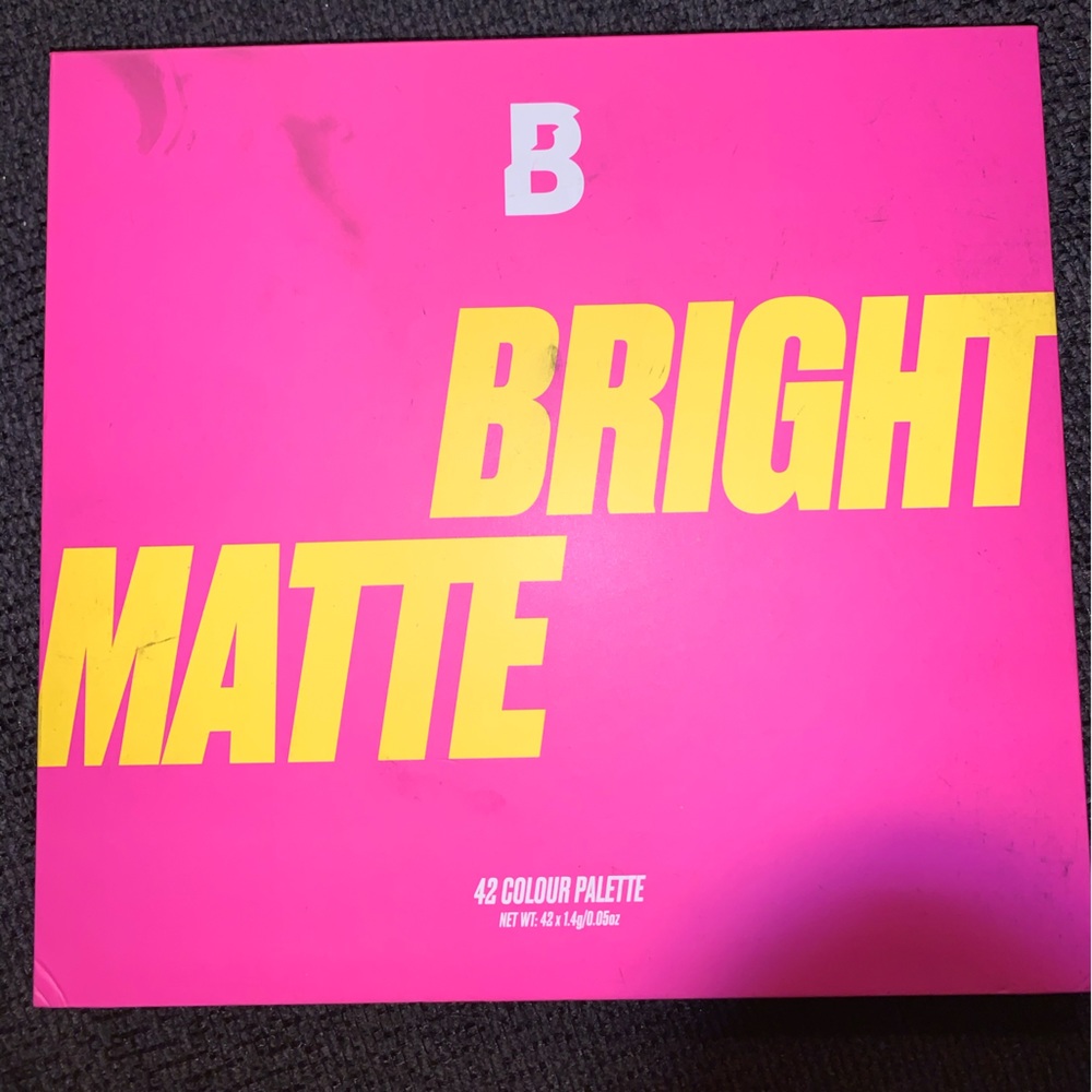 Beauty Bay Bright Matte palette